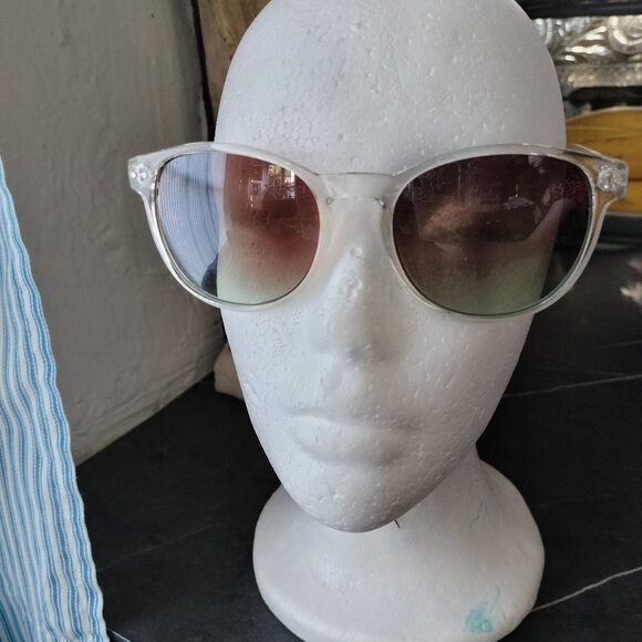 cateye clear gradient sunglasses - Picture 2 of 3